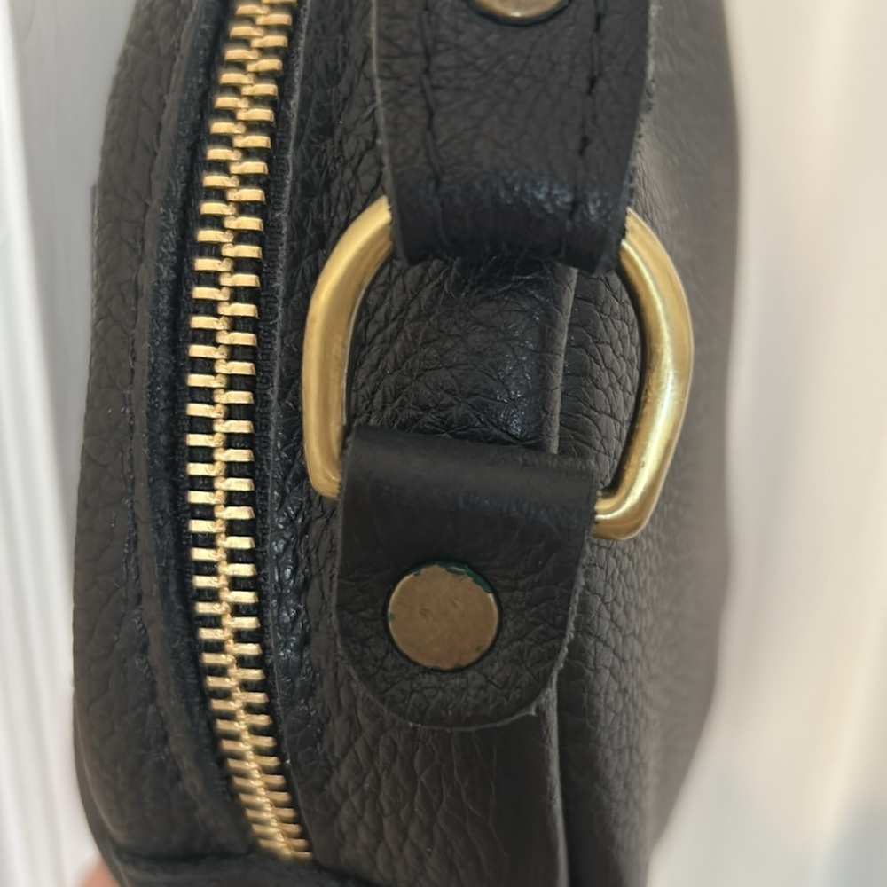 Portland Leather Pebbled Leather Black Round Crossbody Bag - Picture 7 of 10